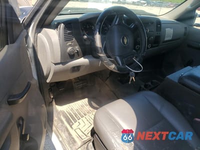 Zdjęcie 8 z 12 samochodu: 2013 CHEVROLET SILVERADO C3500 VIN:1GB3CZCG9DF151153 - miniatura
