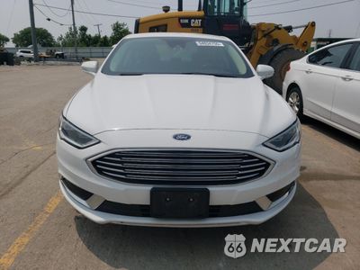 Piąte zdjęcie samochodu w środku: 2018 FORD FUSION SE HYBRID VIN:3FA6P0LU1JR172081 - miniatura