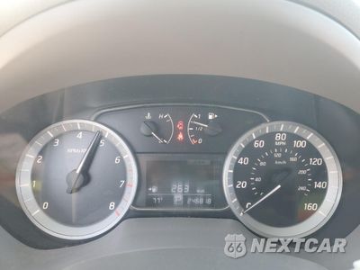 Zdjęcie 9 z 12 samochodu: 2013 NISSAN SENTRA S VIN:3N1AB7AP3DL770630 - miniatura