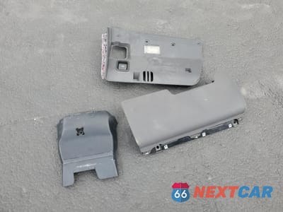 Zdjęcie 12 z 13 samochodu: 2005 BMW 645 CI AUTOMATIC VIN:WBAEK73485B328685 - miniatura