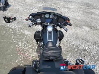 Zdjęcie 6 z 9 samochodu: 2020 HARLEY-DAVIDSON FLHTCUTG VIN:1HD1MAF15LB851149 - miniatura