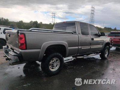 Trzecie zdjęcie samochodu z tyłu: 2007 CHEVROLET SILVERADO C2500 HEAVY DUTY VIN:1GCHC29UX7E103614 - miniatura