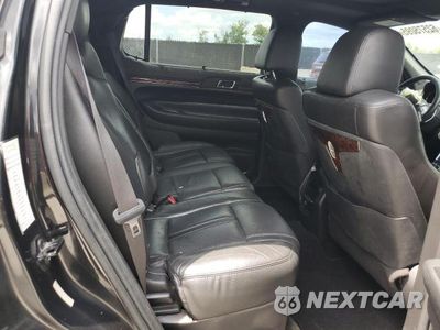 Zdjęcie 21 z 28 samochodu: 2015 LINCOLN MKT VIN:2LMHJ5NKXFBL01356 - miniatura