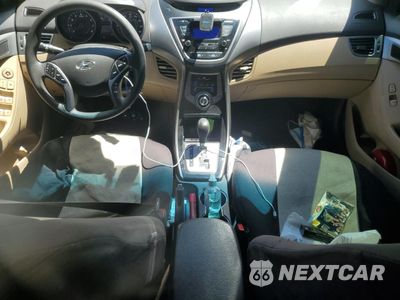Zdjęcie 8 z 12 samochodu: 2013 HYUNDAI ELANTRA GLS VIN:5NPDH4AE9DH253581 - miniatura