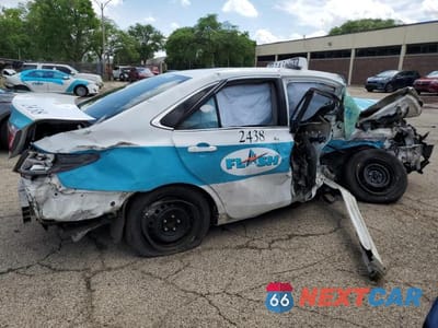 Trzecie zdjęcie samochodu z tyłu: 2016 TOYOTA CAMRY HYBRID VIN:4T1BD1FKXGU185393 - miniatura