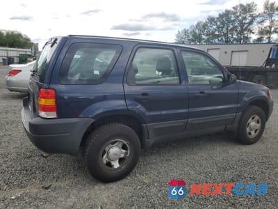 Trzecie zdjęcie samochodu z tyłu: 2003 FORD ESCAPE XLS VIN:1FMYU92143KC66272 - miniatura