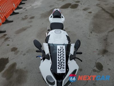 Piąte zdjęcie samochodu w środku: 2014 BMW S 1000 RR VIN:WB1053409EZL19166 - miniatura