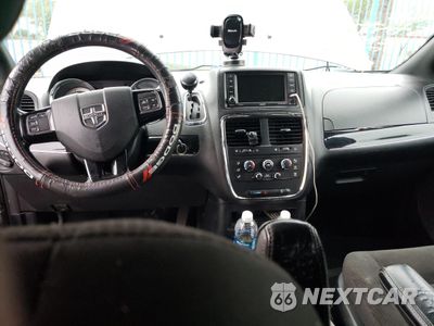 Zdjęcie 8 z 13 samochodu: 2018 DODGE GRAND CARAVAN SE VIN:2C4RDGBG8JR134082 - miniatura