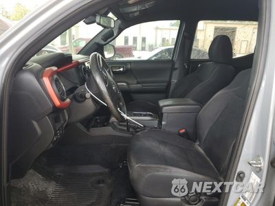 Zdjęcie 7 z 15 samochodu: 2019 TOYOTA TACOMA DOUBLE CAB VIN:3TMCZ5AN9KM244580 - miniatura