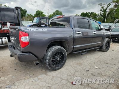Trzecie zdjęcie samochodu z tyłu: 2020 TOYOTA TUNDRA CREWMAX 1794 VIN:5TFAY5F1XLX879660 - miniatura