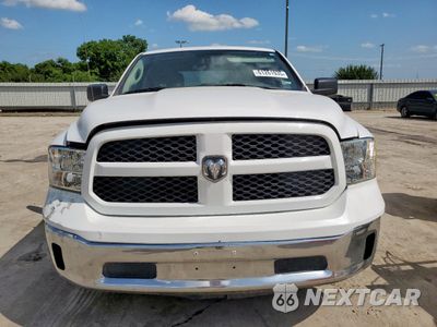 Piąte zdjęcie samochodu w środku: 2019 RAM 1500 CLASSIC TRADESMAN VIN:1C6RR6FT2KS723588 - miniatura