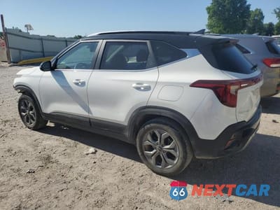 Drugie zdjęcie samochodu z przodu: 2024 KIA SELTOS S VIN:KNDEUCAAXR7557621 - miniatura