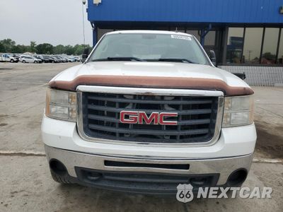 Piąte zdjęcie samochodu w środku: 2010 GMC SIERRA K2500 SLE VIN:1GT4K0BG9AF151472 - miniatura