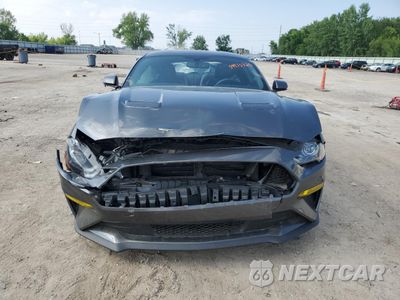 Piąte zdjęcie samochodu w środku: 2018 FORD MUSTANG GT VIN:1FA6P8CF3J5107638 - miniatura