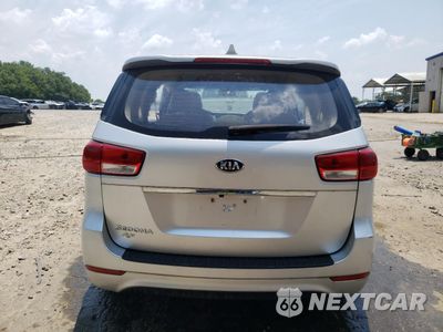 Zdjęcie 6 z 15 samochodu: 2017 KIA SEDONA L VIN:KNDMA5C19H6285029 - miniatura