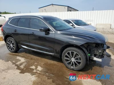 Czwarte zdjęcie samochodu z boku: 2018 VOLVO XC60 T5 INSCRIPTION VIN:YV4102RL8J1006277 - miniatura
