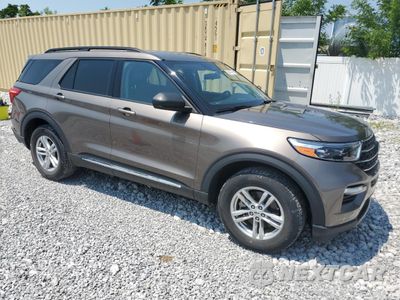 Czwarte zdjęcie samochodu z boku: 2021 FORD EXPLORER XLT VIN:1FMSK8DH6MGB41648 - miniatura