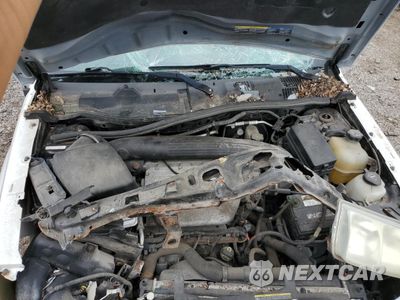 Zdjęcie 12 z 13 samochodu: 2005 SATURN VUE VIN:5GZCZ53465S855147 - miniatura