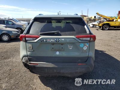 Zdjęcie 6 z 14 samochodu: 2019 TOYOTA RAV4 XLE VIN:JTMRWRFVXKD012312 - miniatura