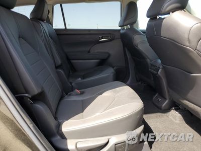 Zdjęcie 11 z 17 samochodu: 2024 TOYOTA HIGHLANDER LE VIN:5TDKDRBH7RS569412 - miniatura