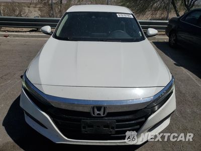 Piąte zdjęcie samochodu w środku: 2020 HONDA ACCORD LX VIN:1HGCV1F15LA040563 - miniatura
