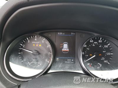 Zdjęcie 9 z 17 samochodu: 2019 NISSAN ROGUE S VIN:5N1AT2MT7KC777249 - miniatura