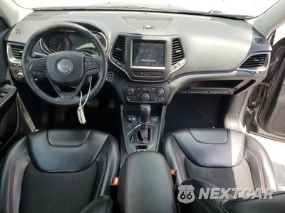 Zdjęcie 8 z 15 samochodu: 2019 JEEP CHEROKEE TRAILHAWK VIN:1C4PJMBX3KD385398 - miniatura