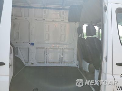 Zdjęcie 11 z 13 samochodu: 2017 MERCEDES BENZ SPRINTER DELIVERY VAN VIN:WD3PE7CD8HP524436 - miniatura
