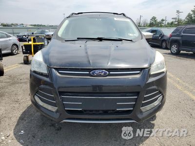 Piąte zdjęcie samochodu w środku: 2016 FORD ESCAPE SE VIN:1FMCU9GX4GUC33595 - miniatura