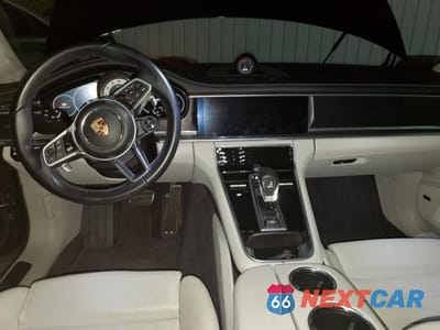 Zdjęcie 8 z 12 samochodu: 2020 PORSCHE PANAMERA GTS SPORT TURISMO VIN:WP0CG2A70LL192183 - miniatura