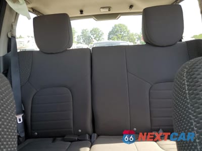 Zdjęcie 10 z 13 samochodu: 2015 NISSAN XTERRA X VIN:5N1AN0NW7FN656528 - miniatura