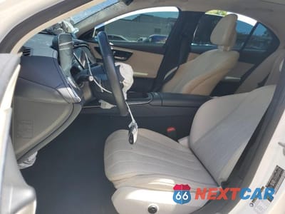 Zdjęcie 7 z 12 samochodu: 2024 MERCEDES-BENZ E 350 4MATIC VIN:W1KLF4HB6RA014359 - miniatura