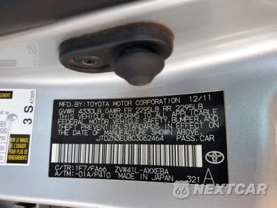 Zdjęcie 12 z 12 samochodu: 2012 TOYOTA PRIUS V VIN:JTDZN3EU8C3062464 - miniatura