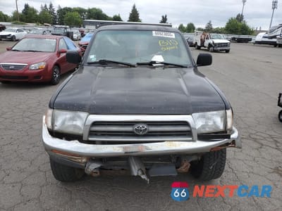Piąte zdjęcie samochodu w środku: 1997 TOYOTA 4RUNNER SR5 VIN:JT3HN86RXV0105469 - miniatura