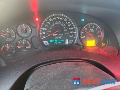 Zdjęcie 9 z 13 samochodu: 2004 CHEVROLET MONTE CARLO SS SUPERCHARGED VIN:2G1WZ151249370751 - miniatura