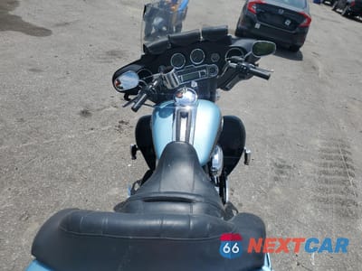 Zdjęcie 6 z 9 samochodu: 2008 HARLEY-DAVIDSON FLHTCUI VIN:1HD1FC4138Y683198 - miniatura