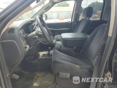 Zdjęcie 7 z 12 samochodu: 2005 DODGE RAM 1500 ST VIN:1D7HU18D35J522990 - miniatura
