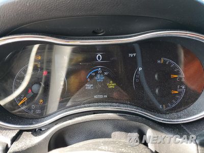 Zdjęcie 9 z 14 samochodu: 2019 JEEP GRAND CHEROKEE LAREDO VIN:1C4RJFAG1KC677711 - miniatura