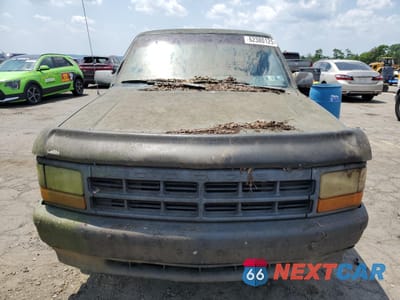 Piąte zdjęcie samochodu w środku: 1995 DODGE DAKOTA VIN:1B7FL26X5SW913337 - miniatura