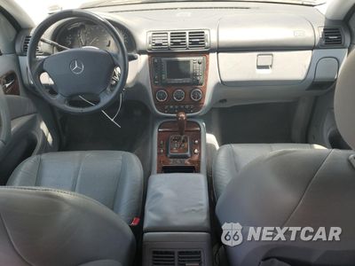 Zdjęcie 8 z 13 samochodu: 2002 MERCEDES-BENZ ML 500 VIN:4JGAB75E32A362473 - miniatura