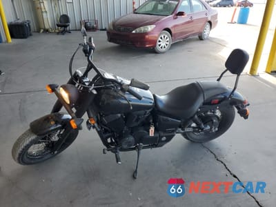 Trzecie zdjęcie samochodu z tyłu: 2015 HONDA VT750 C2B VIN:JH2RC5379FK501073 - miniatura