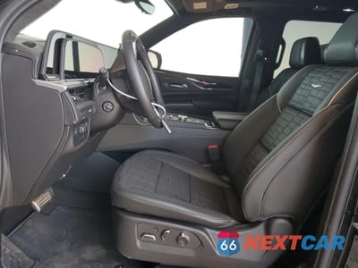 Zdjęcie 7 z 16 samochodu: 2024 CADILLAC ESCALADE V ESV VIN:1GYS4SK96RR144997 - miniatura