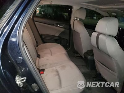 Zdjęcie 10 z 12 samochodu: 2016 HONDA CIVIC EX VIN:19XFC2F71GE073316 - miniatura