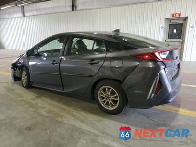 Drugie zdjęcie samochodu z przodu: 2021 TOYOTA PRIUS PRIME LE VIN:JTDKAMFP1M3168168 - miniatura