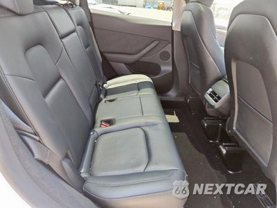 Zdjęcie 10 z 14 samochodu: 2023 TESLA MODEL Y VIN:7SAYGDEE8PA061537 - miniatura