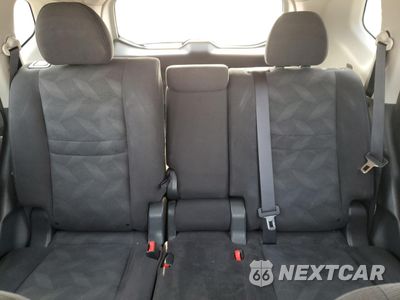 Zdjęcie 10 z 15 samochodu: 2015 NISSAN ROGUE S VIN:KNMAT2MT6FP516262 - miniatura
