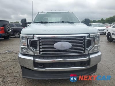 Piąte zdjęcie samochodu w środku: 2022 FORD F350 SUPER DUTY VIN:1FT8W3DT5NED71561 - miniatura
