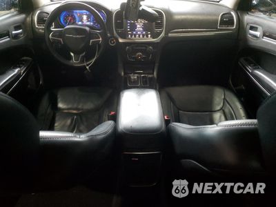 Zdjęcie 8 z 14 samochodu: 2015 CHRYSLER 300 LIMITED VIN:2C3CCAAG2FH930609 - miniatura