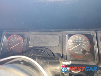 Zdjęcie 9 z 12 samochodu: 1990 JEEP WRANGLER / YJ VIN:2J4FY29T6LJ519617 - miniatura