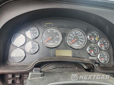 Zdjęcie 9 z 14 samochodu: 2012 INTERNATIONAL PROSTAR VIN:1HSDJSJR9CH672854 - miniatura